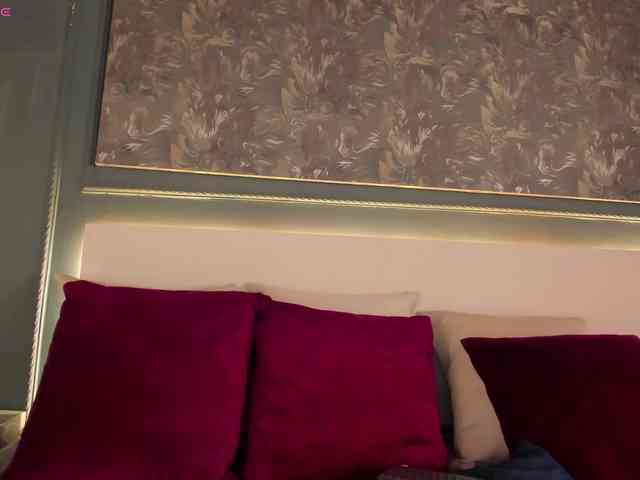 MiaKay webcam