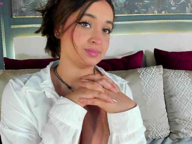 MiaKay webcam