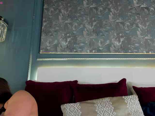 MiaKay webcam