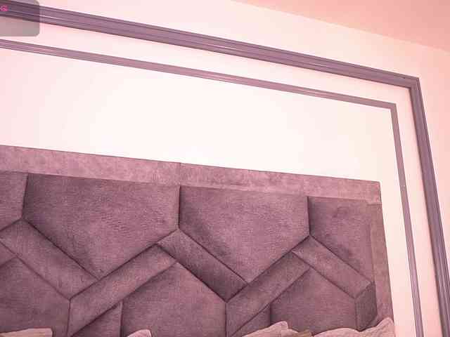 MiaKay webcam
