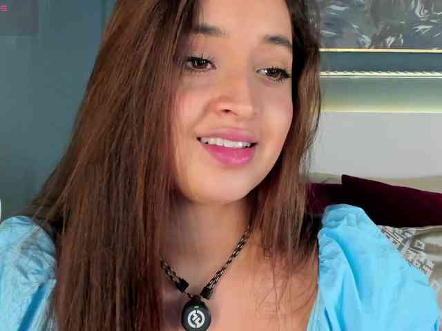 MiaKay webcam