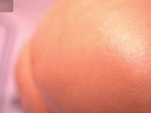 MiaKay webcam