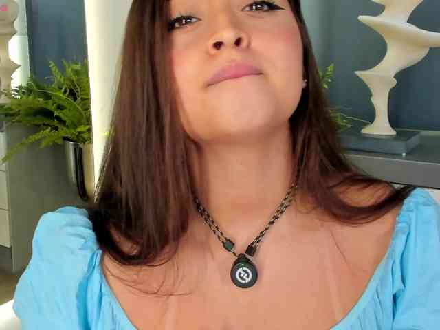 MiaKay webcam