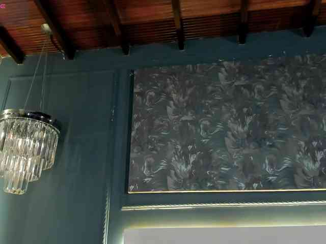 MiaKay webcam
