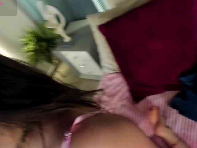MiaKay webcam