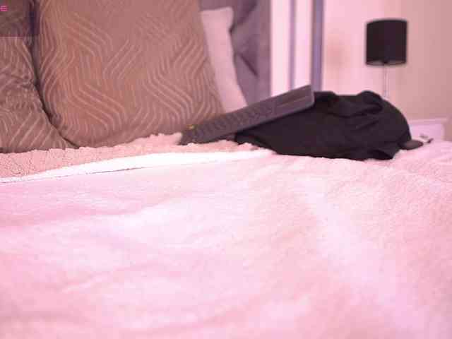 MiaKay webcam