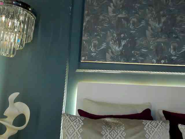 MiaKay webcam