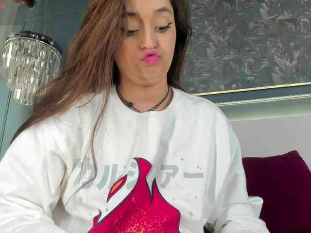 MiaKay webcam
