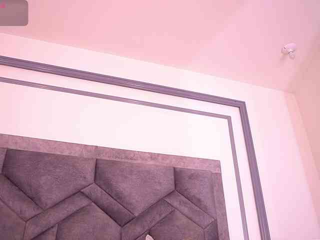 MiaKay webcam