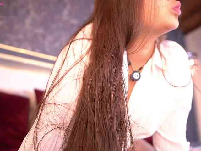 MiaKay webcam