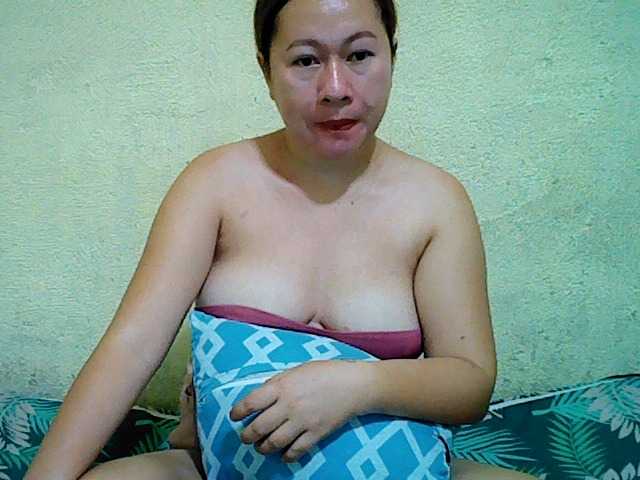 Beatrice888amber live cam on BongaCams