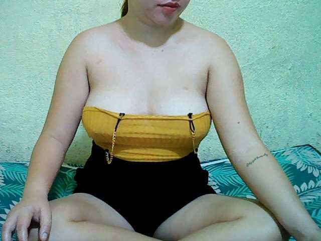 Beatrice888amber live cam on BongaCams
