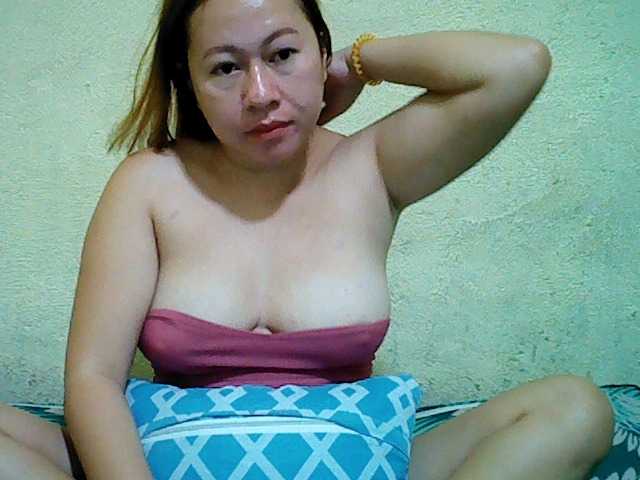Beatrice888amber live cam on BongaCams