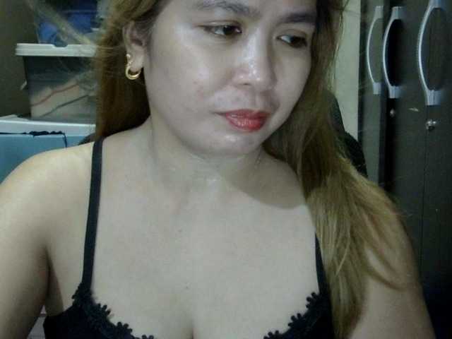 aubrey11 live cam on BongaCams