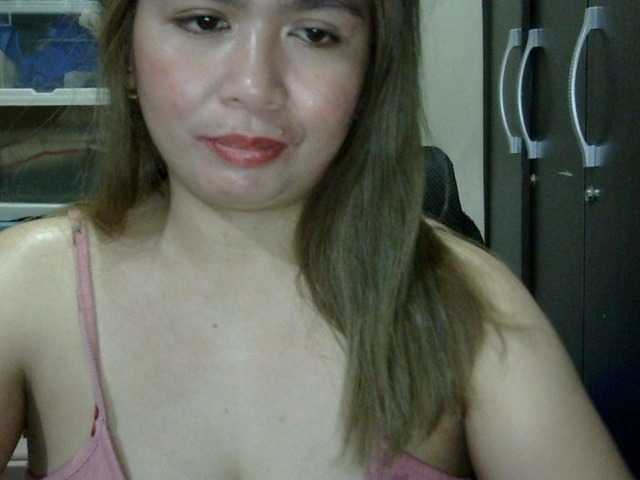 aubrey11 Live Cam and Statistics on UnifiedCams