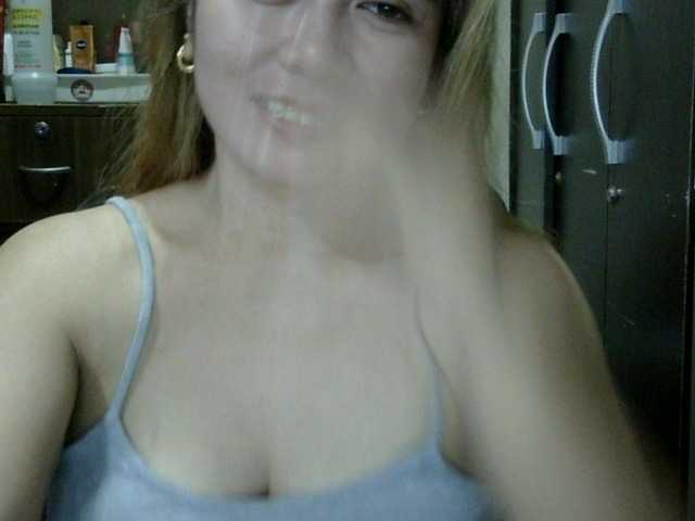 aubrey11 live cam