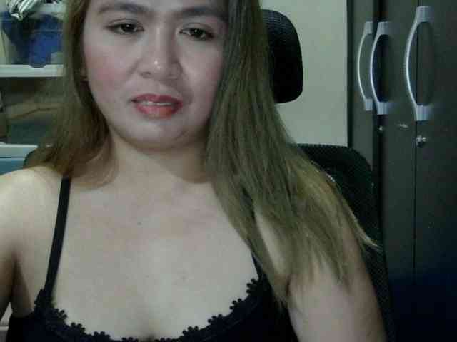 aubrey11 Live Webcam on BongaCams