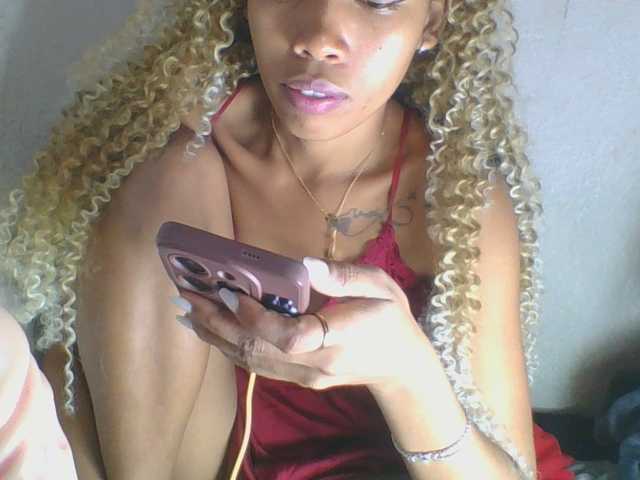 Bayranshsexy live cam on BongaCams