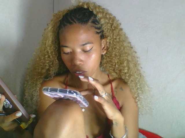 Bayranshsexy live cam on BongaCams