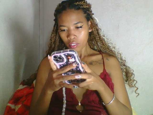 Bayranshsexy live cam on BongaCams
