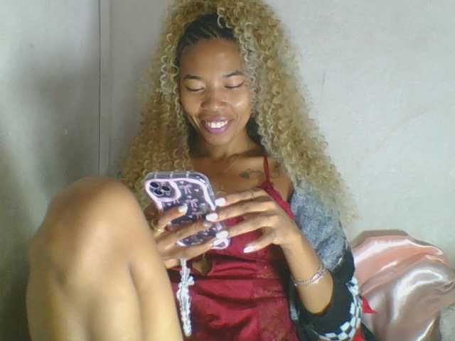 Bayranshsexy live cam on BongaCams