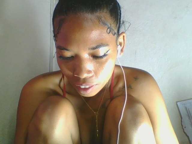 Bayranshsexy live cam on BongaCams