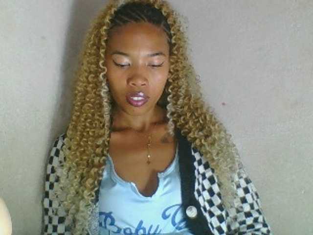 Bayranshsexy live cam on BongaCams