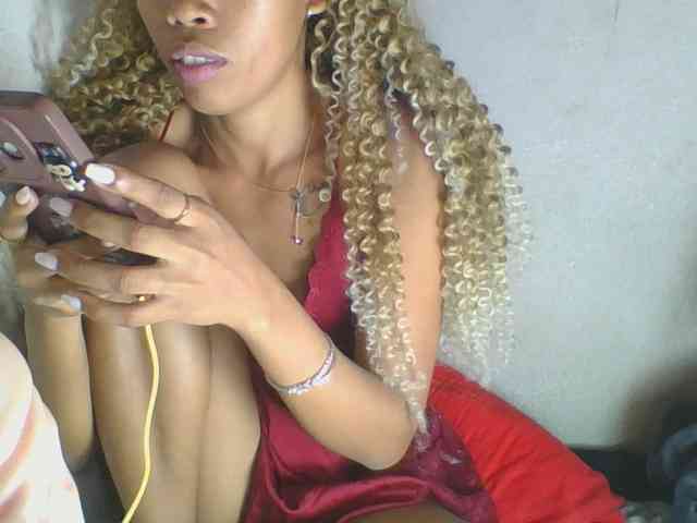 Bayranshsexy webcam