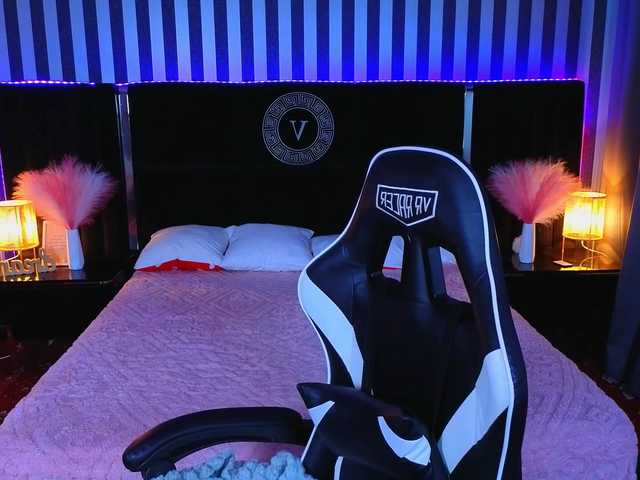 AfinaLin live webcam show