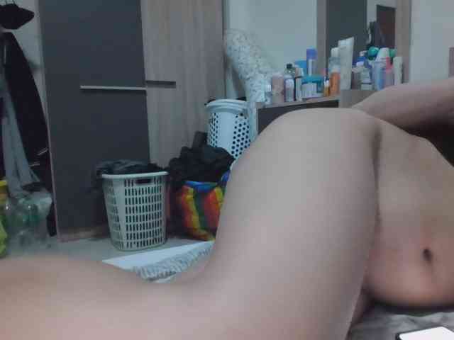 sara-kimoo Live Webcam on BongaCams