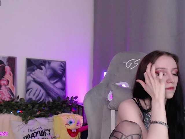 krisskiss21 live sex show