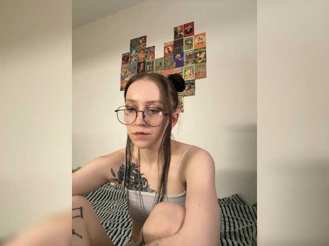 krisskiss21 live cam on BongaCams