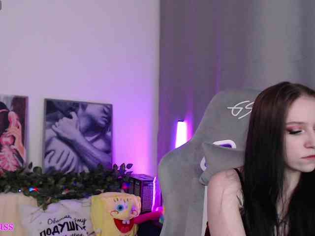 Modelo: krisskiss21