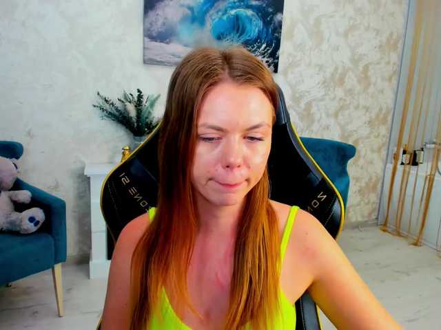 Strawberrye live cam on BongaCams