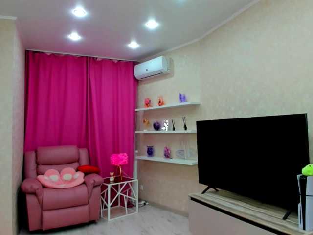 Strawberrye live cam on BongaCams