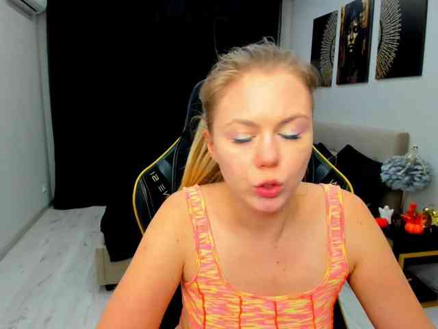 Strawberrye webcam
