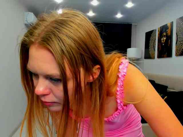 Strawberrye webcam