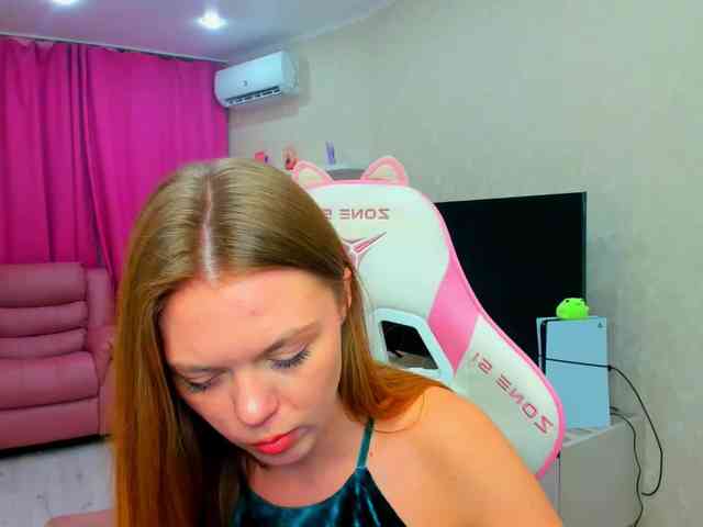 Model: Strawberrye