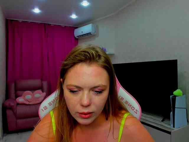 Strawberrye webcam