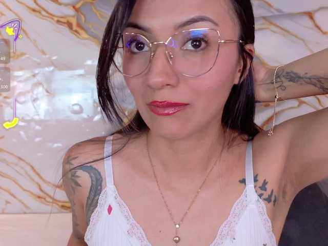 SamanthaEcheverry live cam on BongaCams