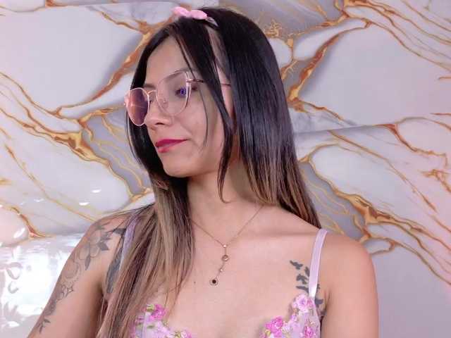 SamanthaEcheverry live cam on BongaCams