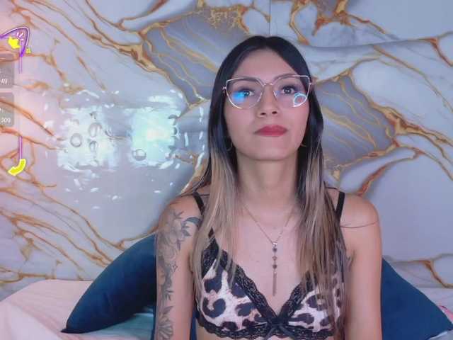 SamanthaEcheverry live cam on BongaCams