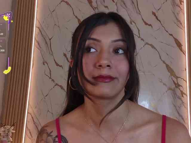 SamanthaEcheverr... Live Webcam on BongaCams