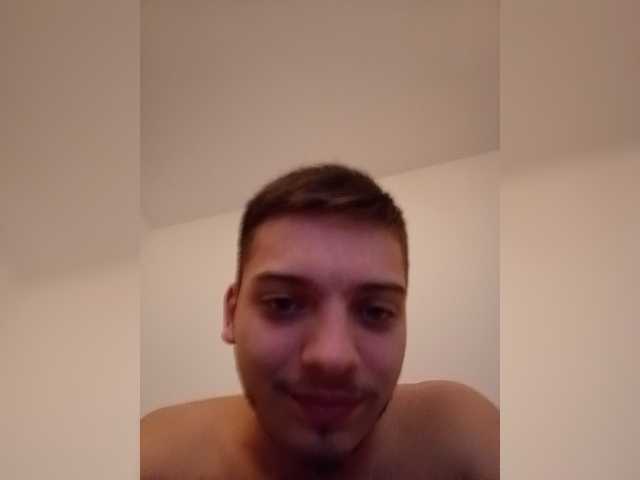 Bigdick3433 — live male cam