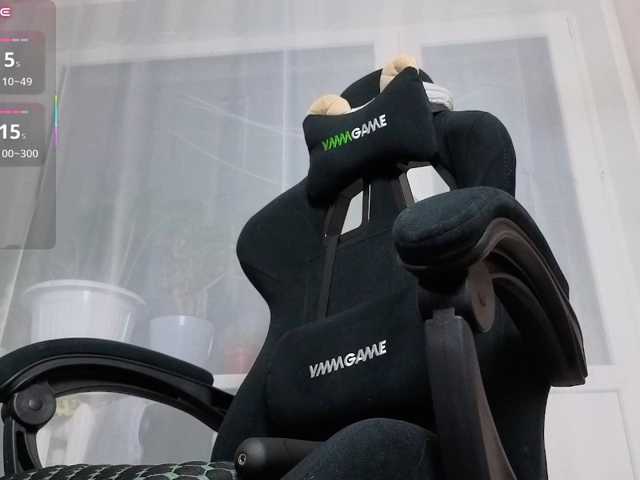 linadevine live cam on BongaCams