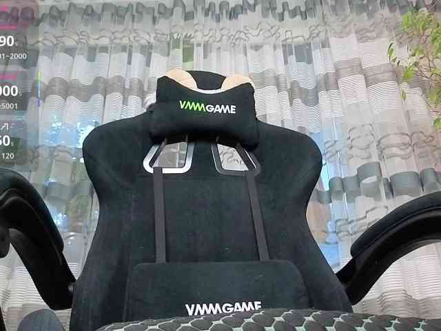 linadevine Live Webcam on BongaCams