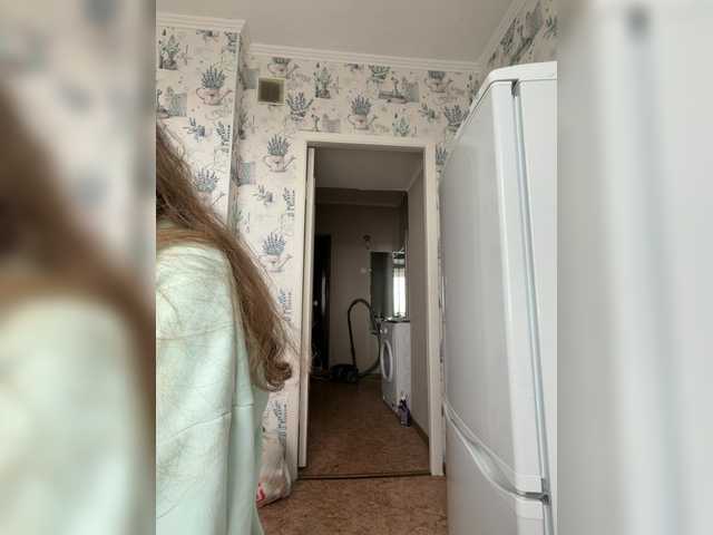 kisssssesmee live cam on BongaCams