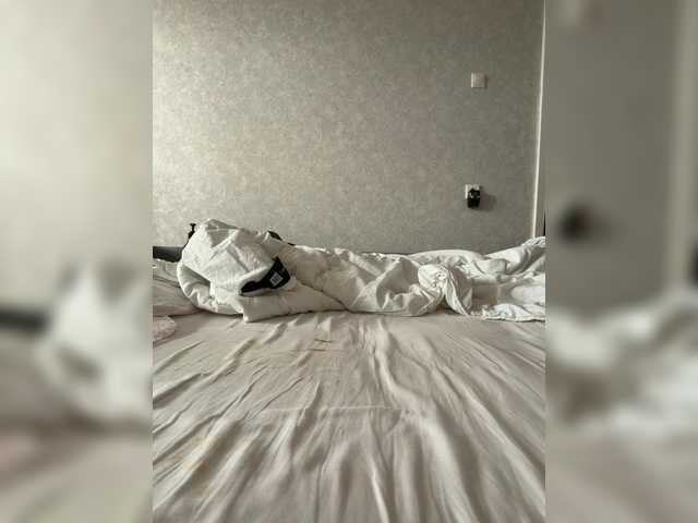 kisssssesmee live cam on BongaCams