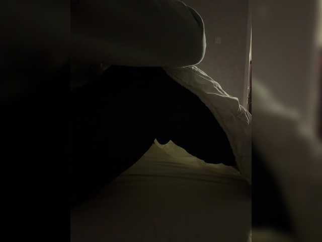 kisssssesmee live cam on BongaCams