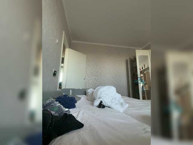 kisssssesmee live cam on BongaCams